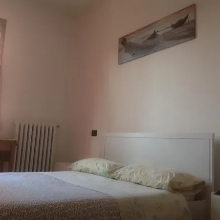 Girasole فندق مبيت وإفطار إيمولا